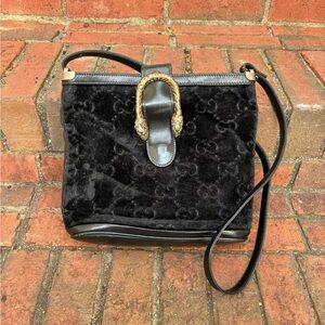 Vintage Gucci Dionysus Velvet Bucket Bag